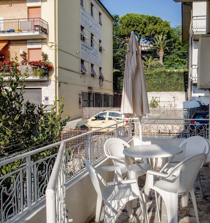 Casa Maria Apartment San Benedetto del Tronto Exterior photo